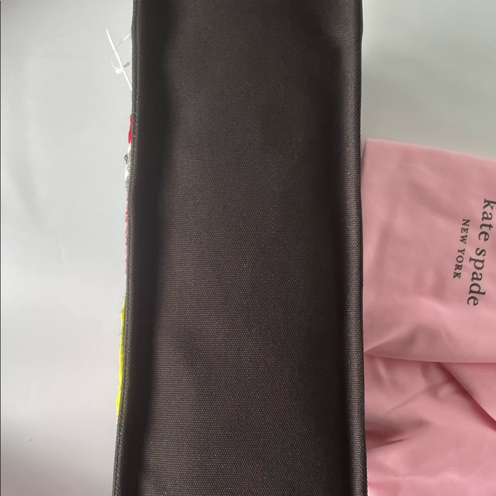 NWT!! KATE SPADE ON PURPOSE PARROT KITT TOTE - Picture 6 of 14